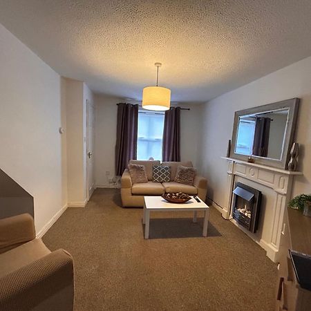 Bluebell House 2 Bedroom With Parking And Garden Сканторп Экстерьер фото